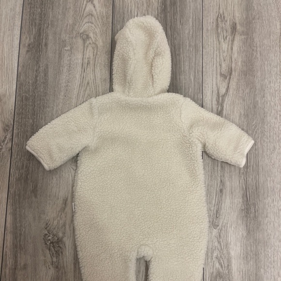 Baby Gap one piece cream outerwear one piece - Picture 4 of 4